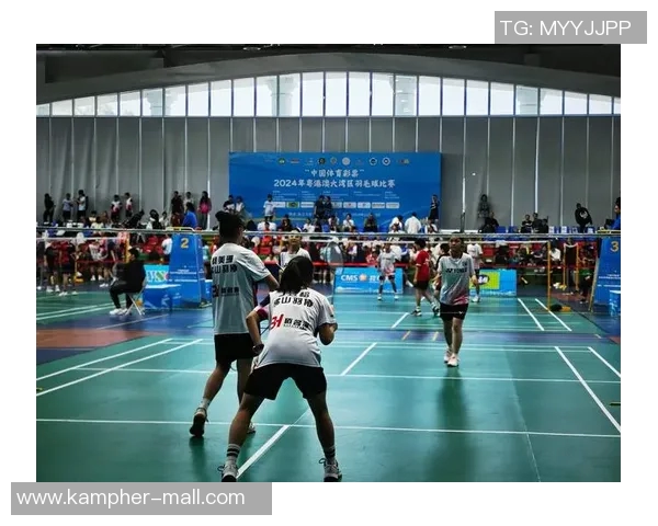 羽毛球的魅力与精神：深入南京羽毛球队的训练与文化探索