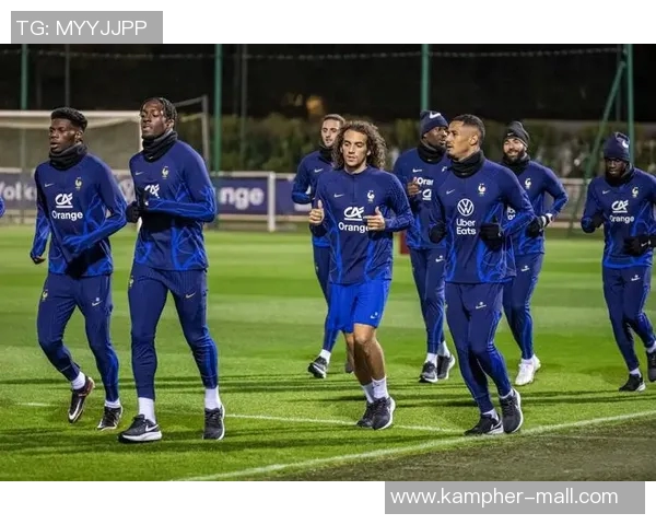 梦10队迎战法国队期待精彩对决展现足球魅力与团队精神